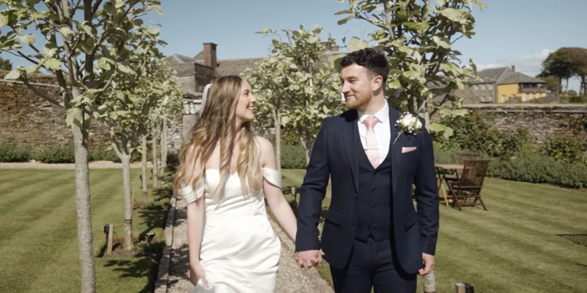 Screen Shot 2021 08 03 at 15.43.43 1200x600 - Shilstone House wedding video